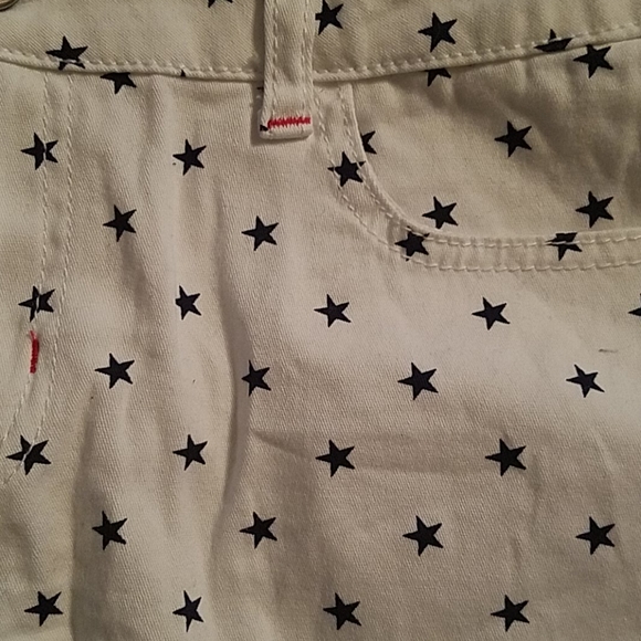 Shorts - Picture 5 of 5